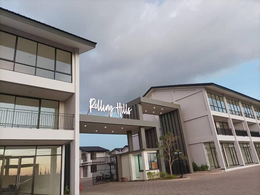 Villa Rolling Hills Depan Trans Mall Makassar Bagian luar foto